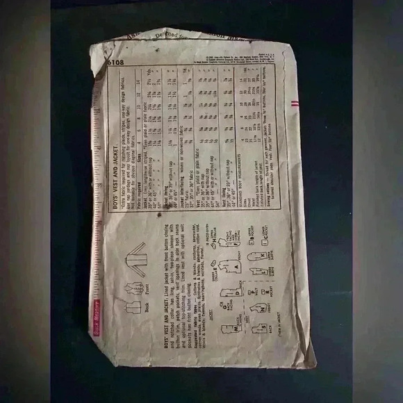 Vintage Simplicity Sewing Pattern - Picture 2 of 2